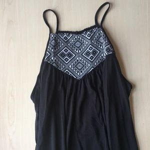 Maurice’s 3x black and white tank top
